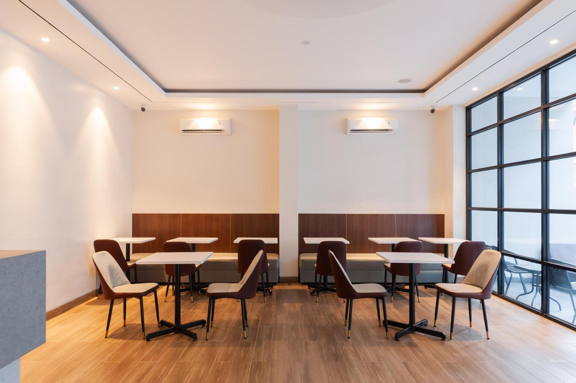 Urbanview Hotel Cengkareng Jakarta By Reddoorz Exteriör bild